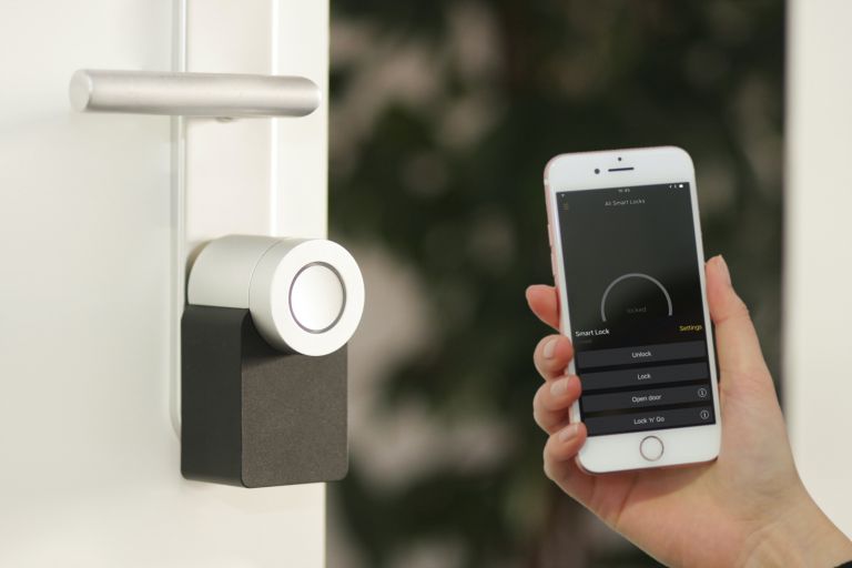 smart-lock-home-security-system